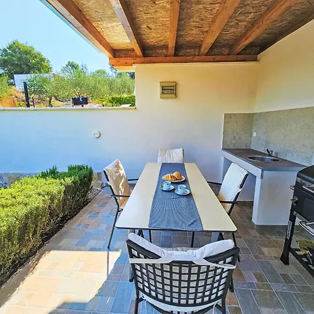 Katenas By Interhome Hébergement de vacances