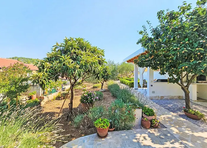 Tatil Evi Katenas By Interhome