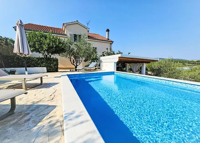 Tatil Evi Katenas By Interhome